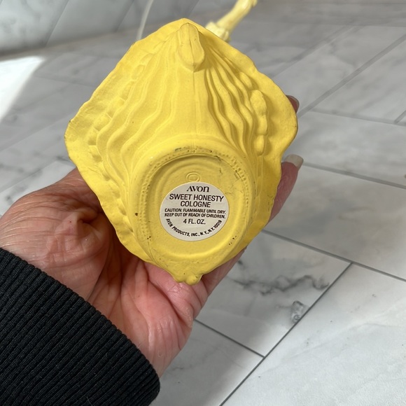 Vintage Retro Avon Decanter Girl Jumping Rope Yellow SWEET HONESTY COLOGNE - Picture 6 of 6